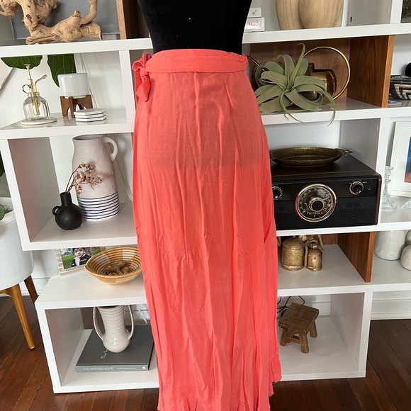 Swimsuit coverup in size small - Picture 3 of 5